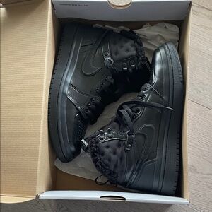 Nike Women’s Air Jordan 1 Acclimate Black/white Sneakers. Sz 7.5. Worn 2x